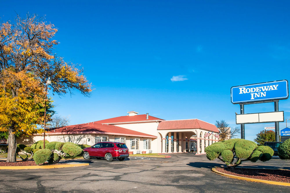Rodeway Inn Roswell West Exteriör bild